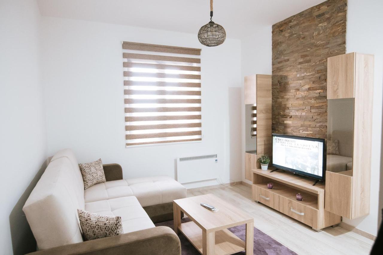 Kraljevi Konaci -Apartmani Bajka Kopaonik Esterno foto